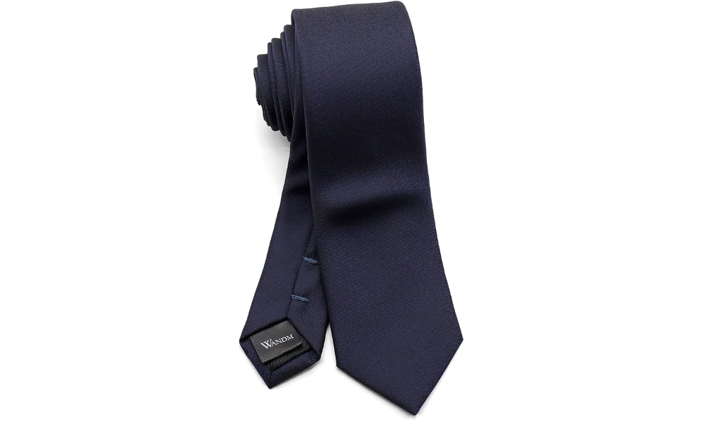 紺のネクタイ,色が与える印象